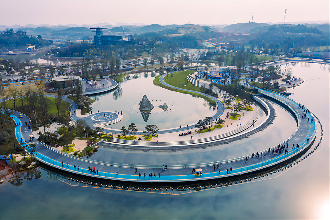 四川简州新城龙马湖公园.jpg